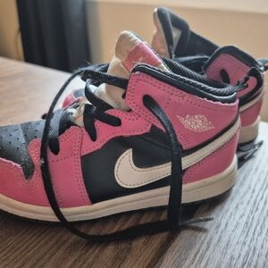 Nike Kids' Pink and Black Sneakers